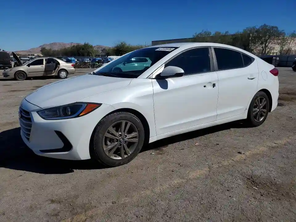 5NPD84LF6JH384405 2018 HYUNDAI ELANTRA-0