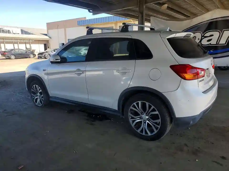 JA4AP3AW2HZ026590 2017 MITSUBISHI OUTLANDER-1