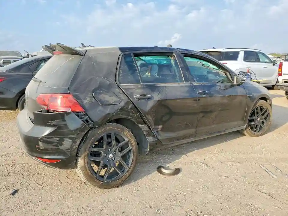 3VW217AU4HM037848 2017 VOLKSWAGEN GOLF-2