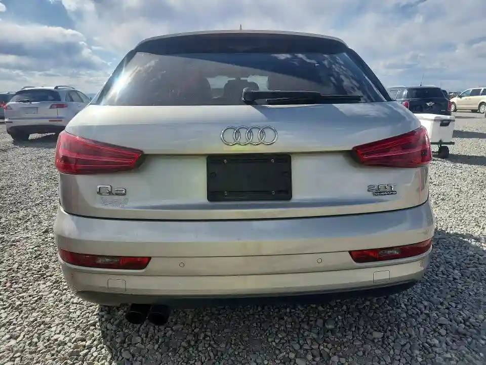 WA1JCCFS1JR009433 2018 AUDI Q3-5