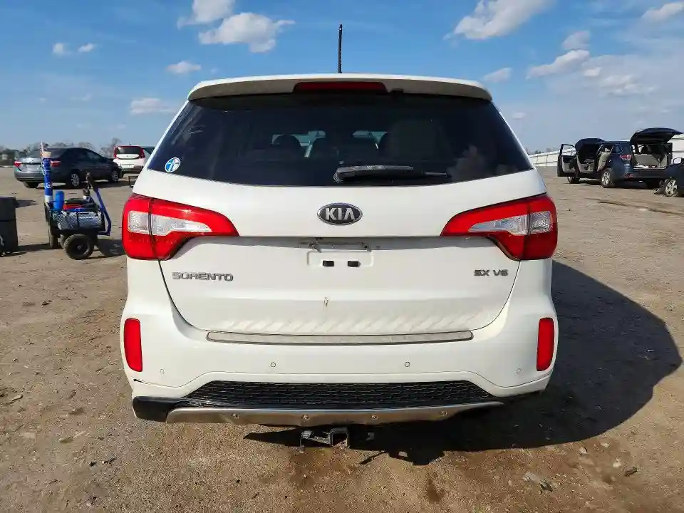 5XYKWDA78FG609575 2015 KIA SORENTO-5