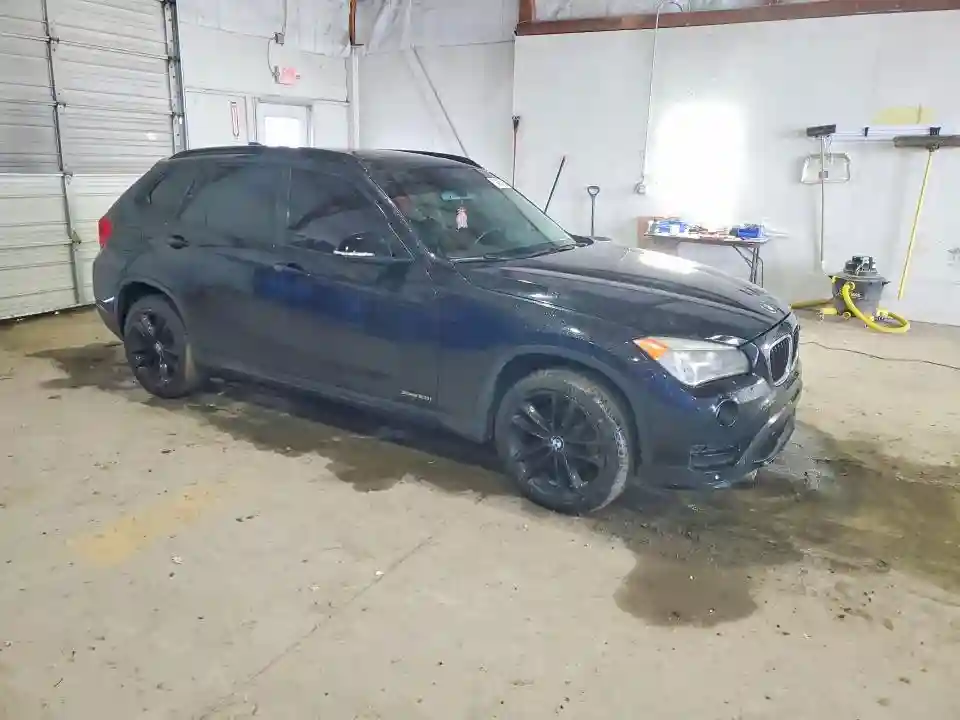 WBAVL1C57FVY29229 2015 BMW X1-3