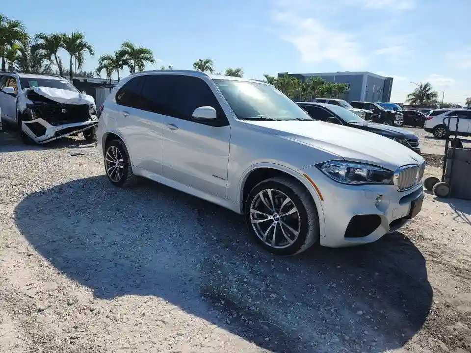 5UXKT0C54G0S77959 2016 BMW X5-3