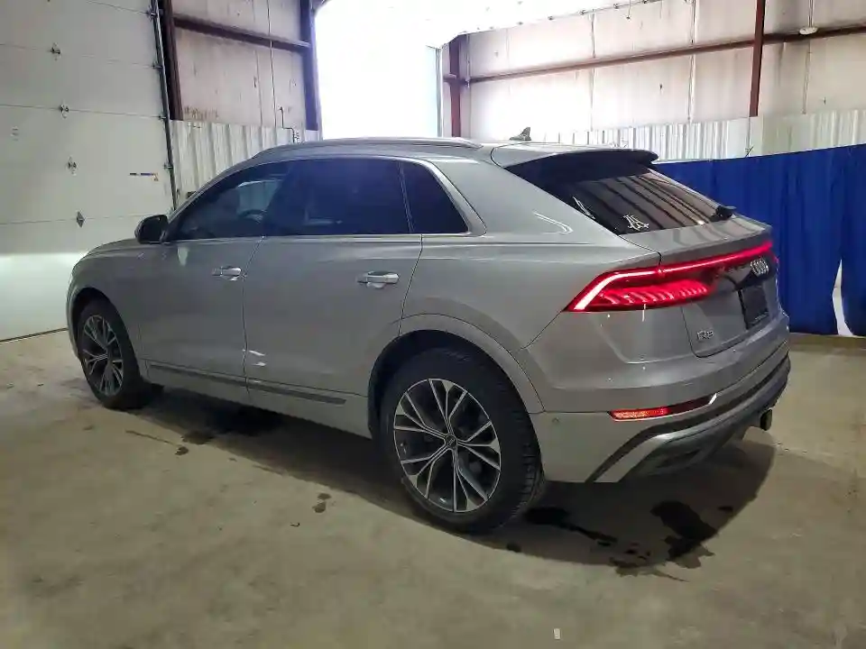WA1EVAF10MD021050 2021 AUDI Q8-1