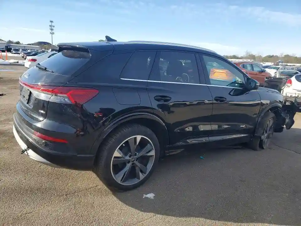 WA1H2BFZ3NP030259 2022 AUDI Q4 E-TRON-2