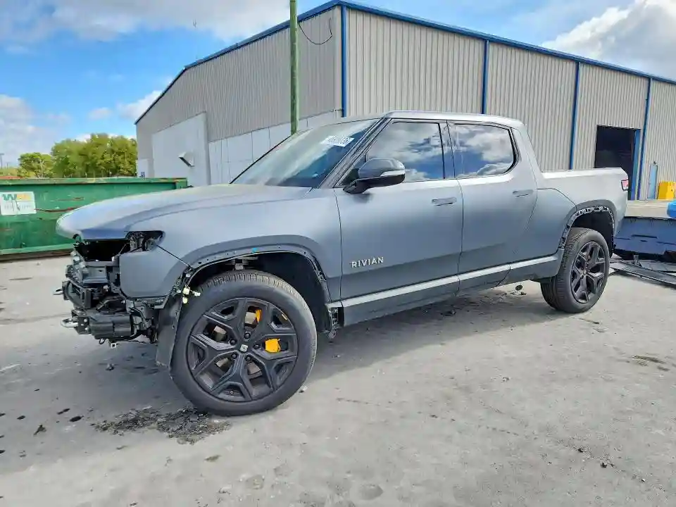 7FCTGAAA4PN019695 2023 RIVIAN RIT-0