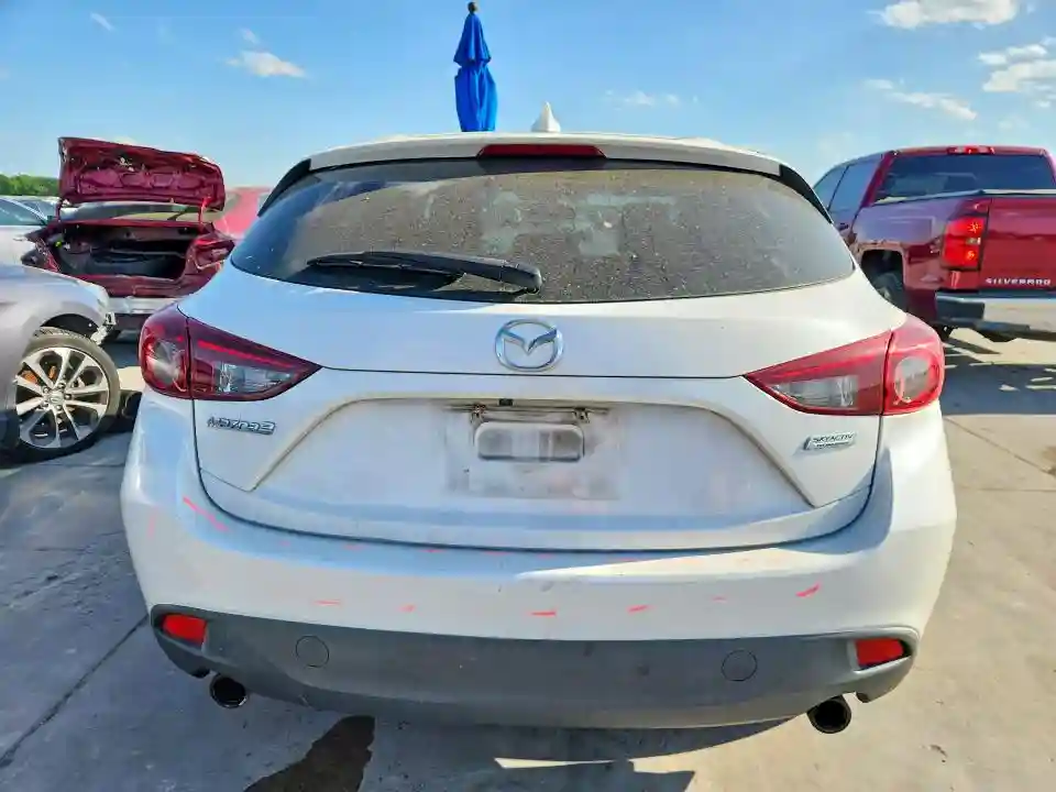 3MZBM1L71FM190258 2015 MAZDA 3-5