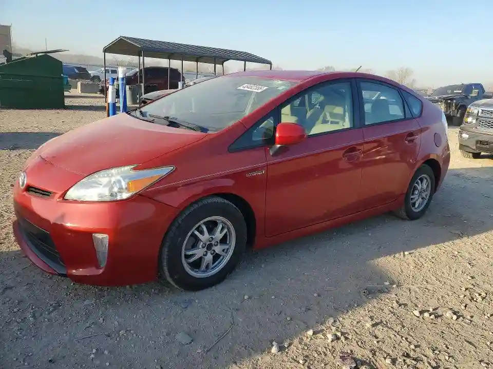 JTDKN3DUXF0440163 2015 TOYOTA PRIUS-0