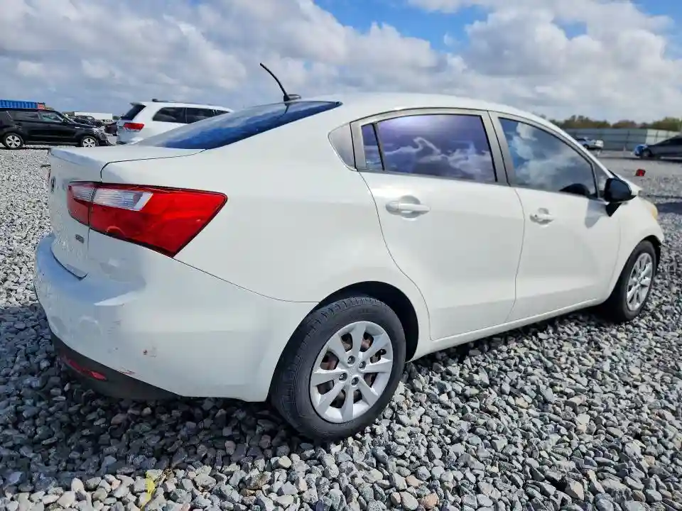 KNADM4A3XF6442986 2015 KIA RIO-4