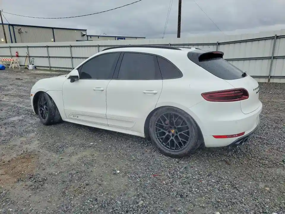 WP1AG2A57HLB51688 2017 PORSCHE MACAN-1