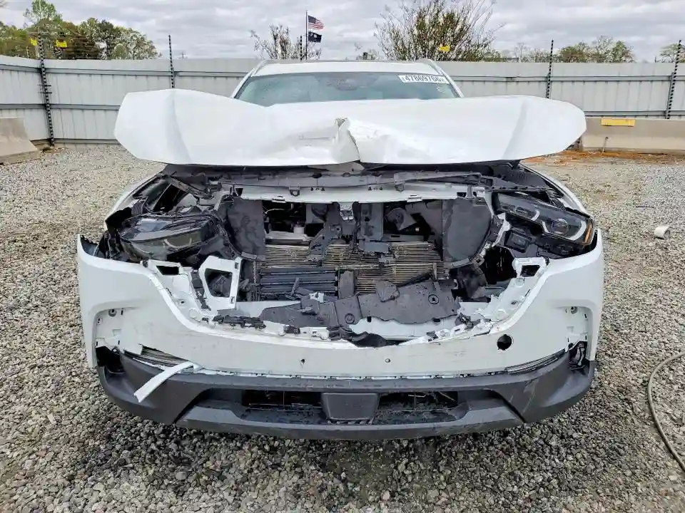 7MMVABEM6PN113796 2023 MAZDA CX-50-4