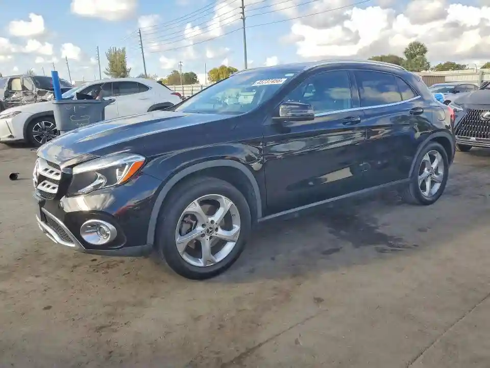 WDCTG4EB7JJ530353 2018 MERCEDES-BENZ GLA-CLASS-0