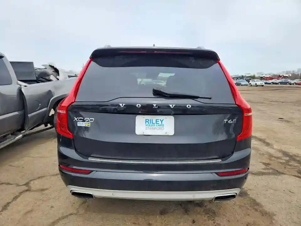 YV4A22PK2J1215681 2018 VOLVO XC90-5