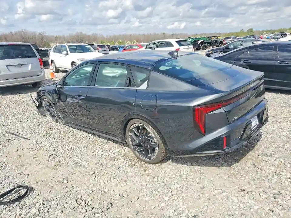 3KPFW4DE9TE279191 2026 KIA K4 GT-LINE-1