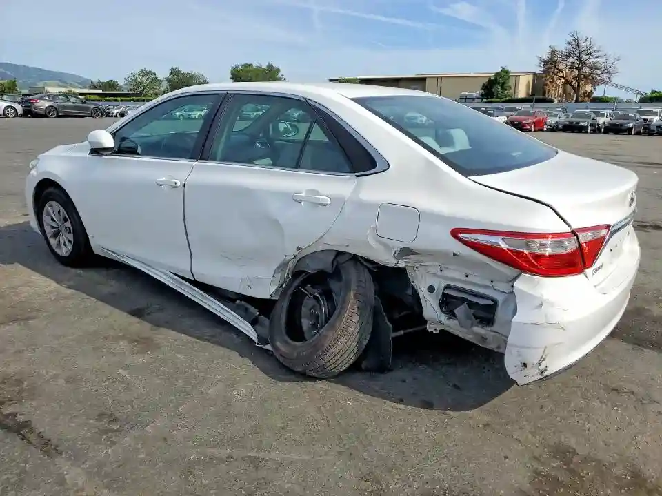 4T4BF1FK0GR533606 2016 TOYOTA CAMRY-2