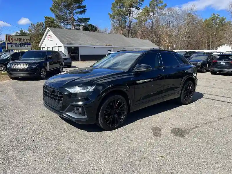 WA1FVAF16KD036914 2019 AUDI Q8-1
