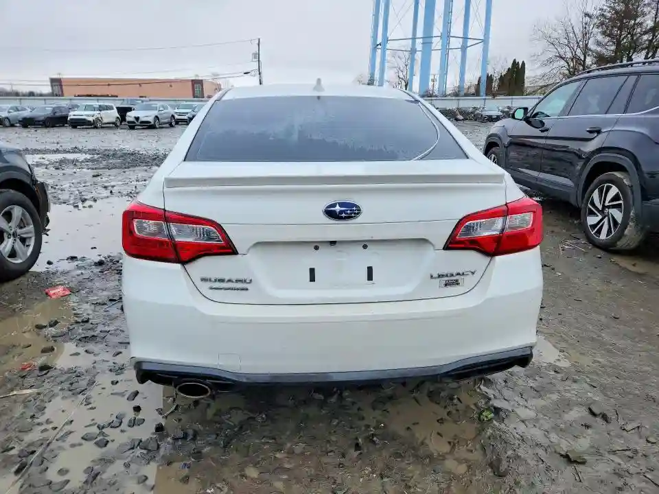 4S3BNAR62J3030351 2018 SUBARU LEGACY-5