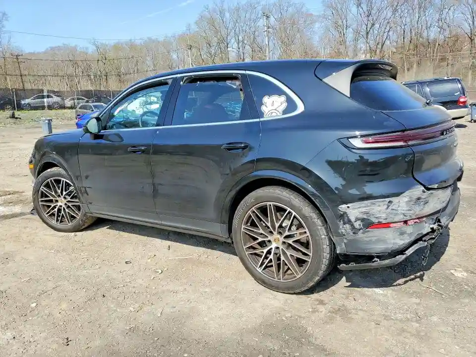 WP1AA2AY6RDA03815 2024 PORSCHE CAYENNE-1