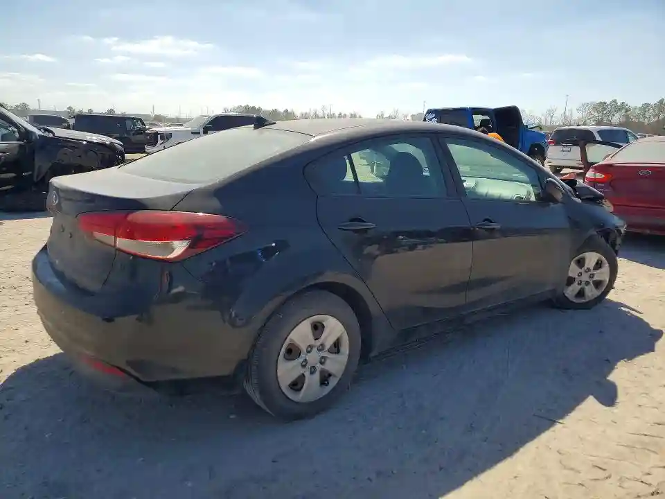 3KPFK4A74HE158321 2017 KIA FORTE-2