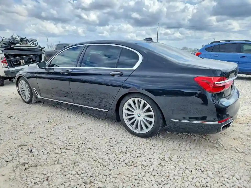 WBA7F0C51GGL99990 2016 BMW 7 SERIES-1