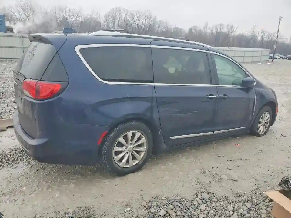 2C4RC1BG2KR666171 2019 CHRYSLER PACIFICA-2