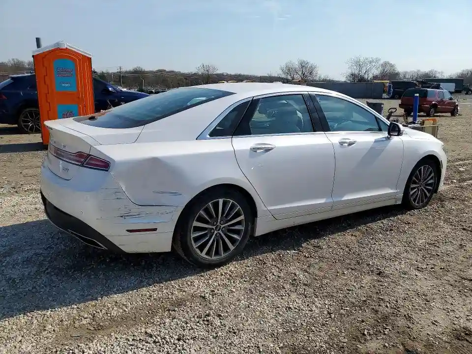 3LN6L5A91JR608960 2018 LINCOLN MKZ-2