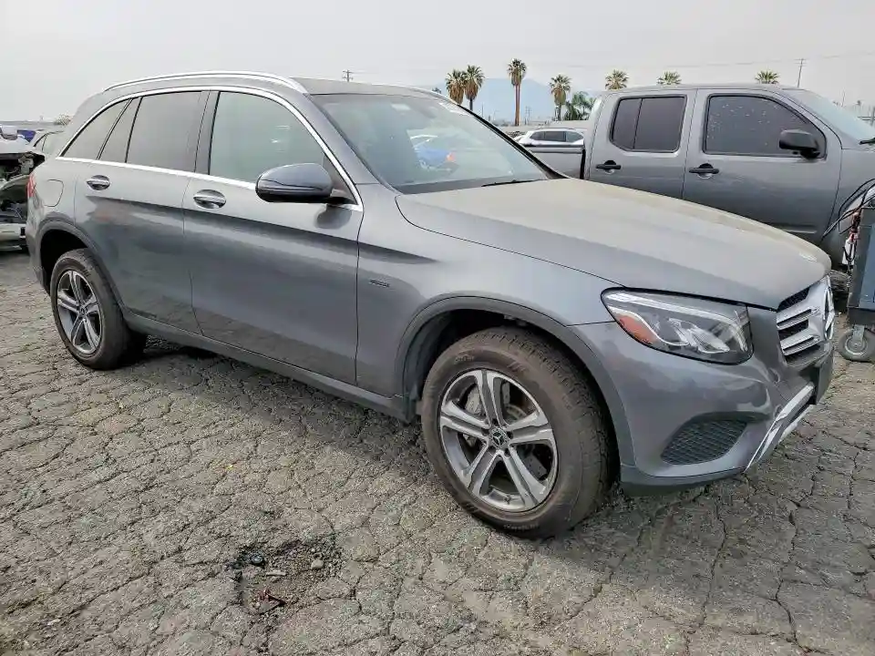 WDC0G5EB5KF567723 2019 MERCEDES-BENZ GLC-CLASS-3