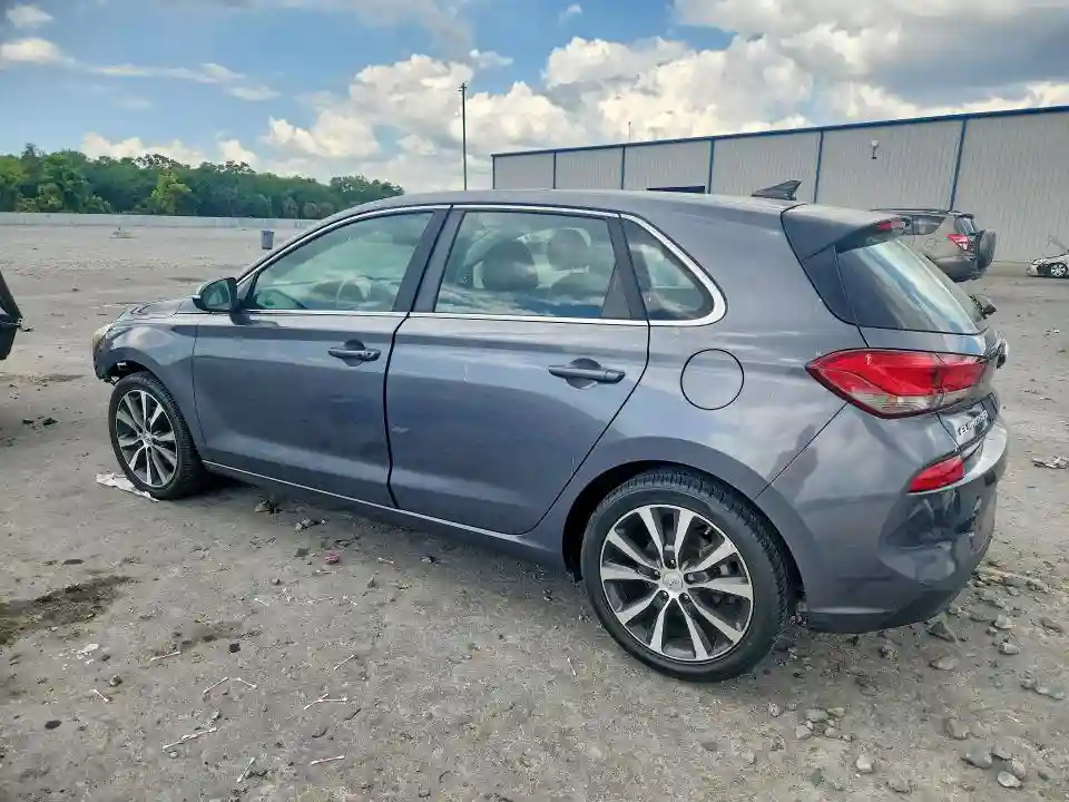 KMHH35LE8KU116648 2019 HYUNDAI ELANTRA-1