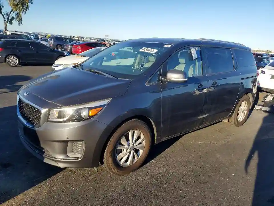 KNDMB5C1XH6244163 2017 KIA SEDONA-0