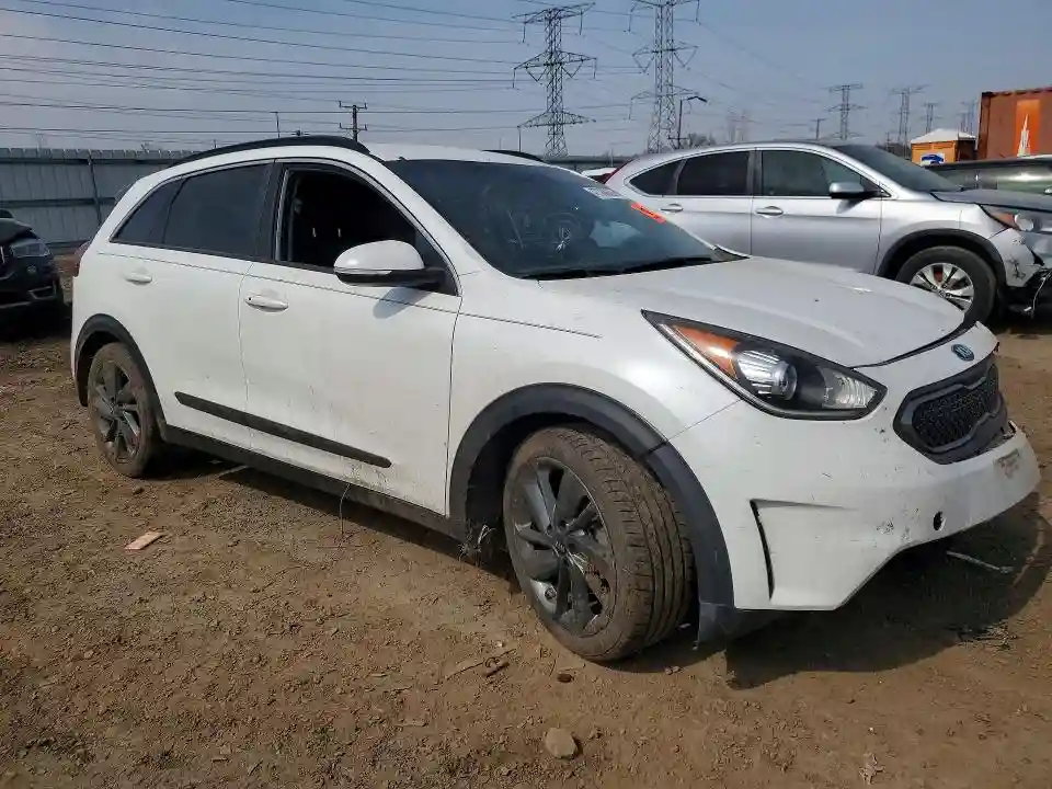 KNDCC3LCXH5057395 2017 KIA NIRO-3
