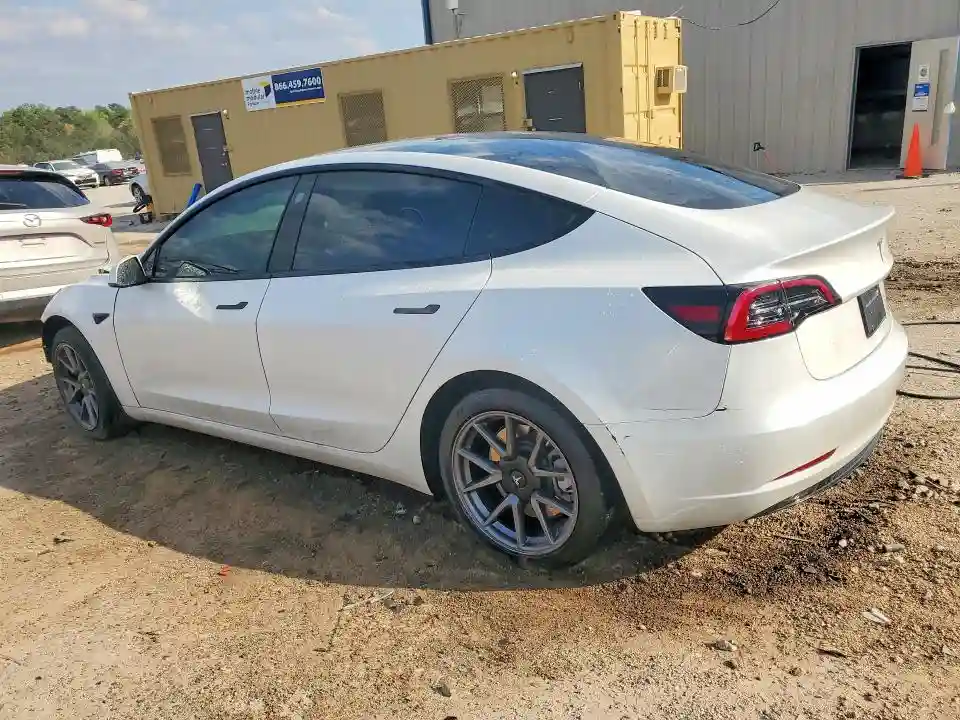 5YJ3E1EA1PF559848 2023 TESLA MODEL 3-1
