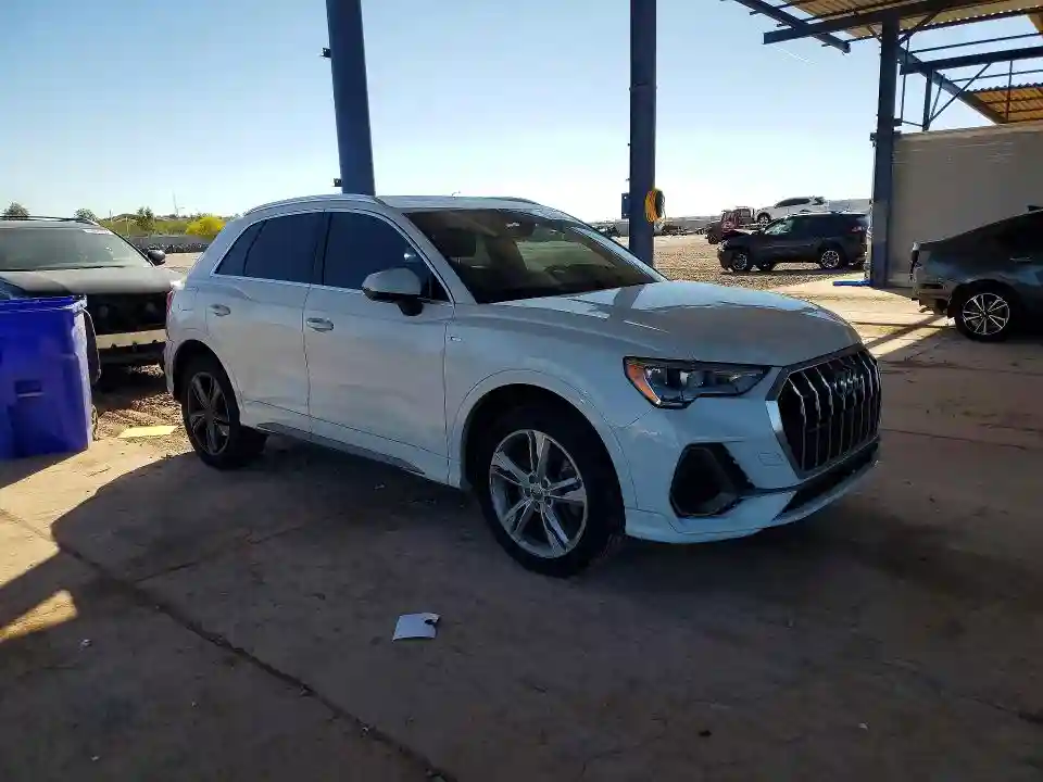 WA1DECF34L1097993 2020 AUDI Q3-3