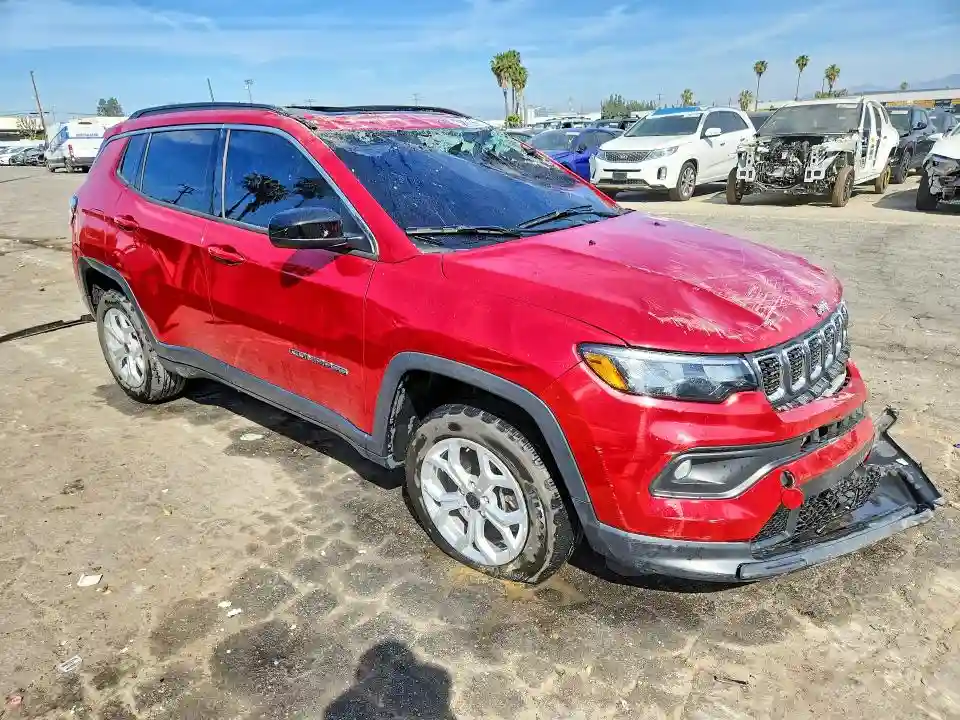 3C4NJDBN0ST547326 2025 JEEP COMPASS-3