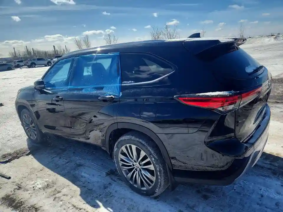 5TDFZRBH2MS106198 2021 TOYOTA HIGHLANDER-1