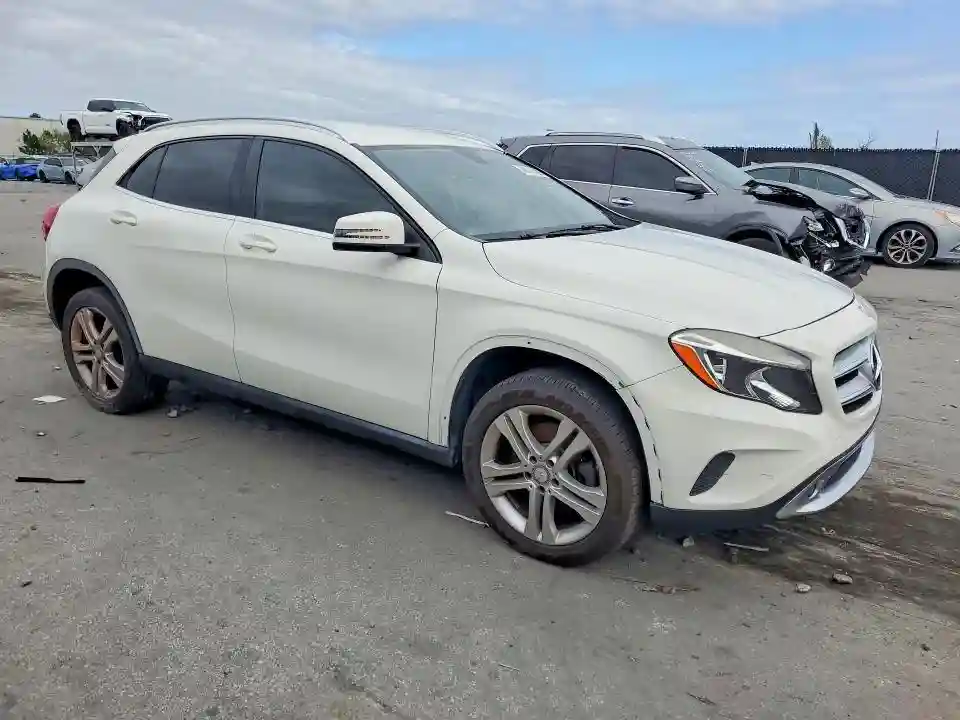 WDCTG4GB7FJ181960 2015 MERCEDES-BENZ GLA-CLASS-3