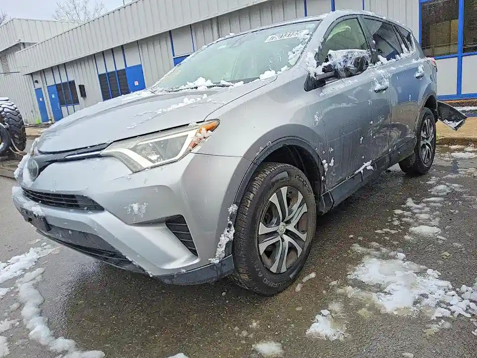 JTMBFREVXJD250713 2018 TOYOTA RAV4-0
