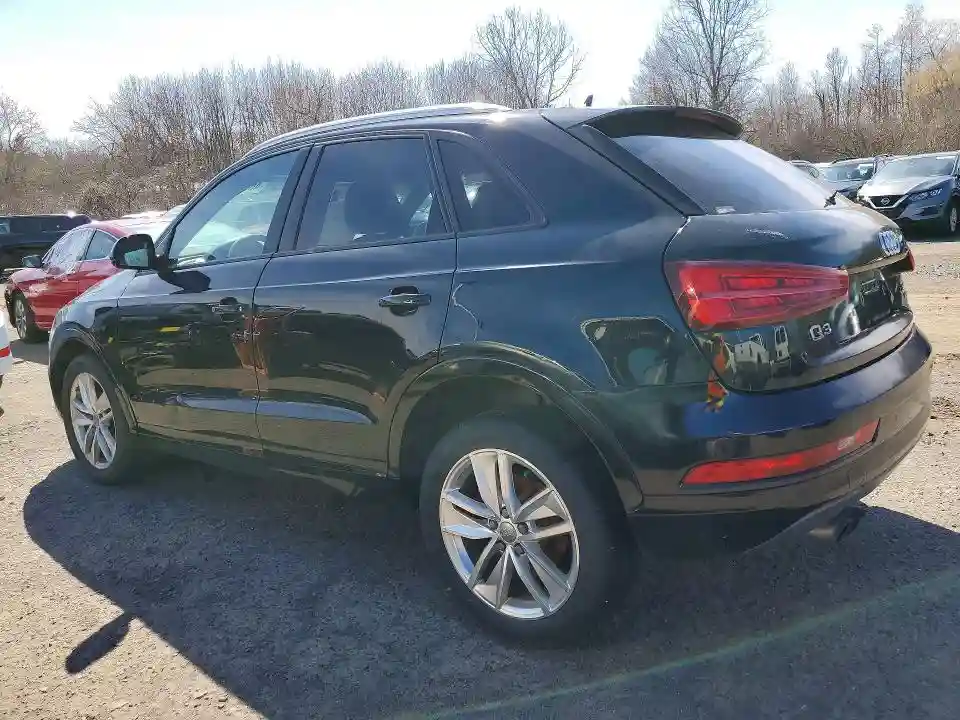 WA1ECCFS0HR003960 2017 AUDI Q3-1