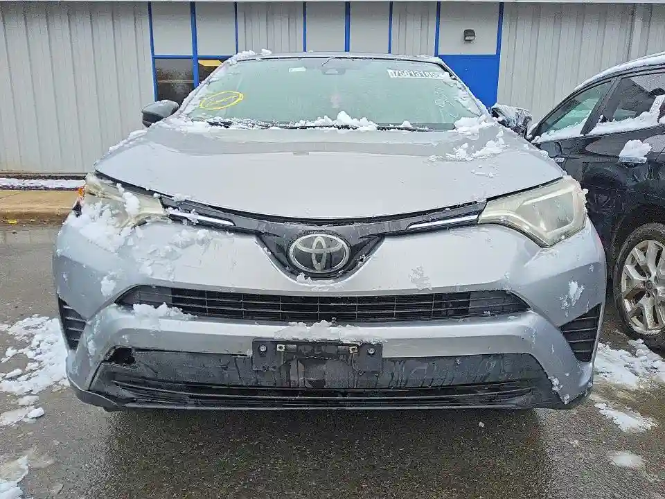 JTMBFREVXJD250713 2018 TOYOTA RAV4-4