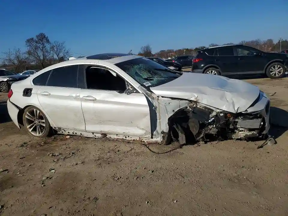 WBA4C9C56GG136250 2016 BMW 4 SERIES-3