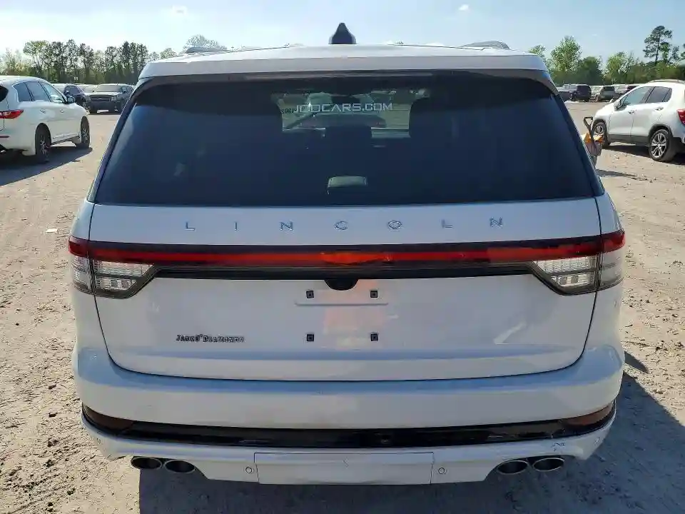 5LM5J6WC5SGL23437 2025 LINCOLN AVIATOR-5
