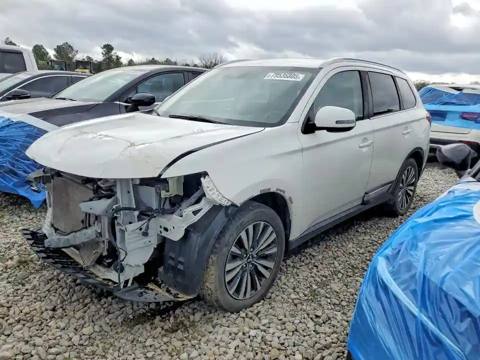 JA4AD3A38LZ034586 2020 MITSUBISHI OUTLANDER-0