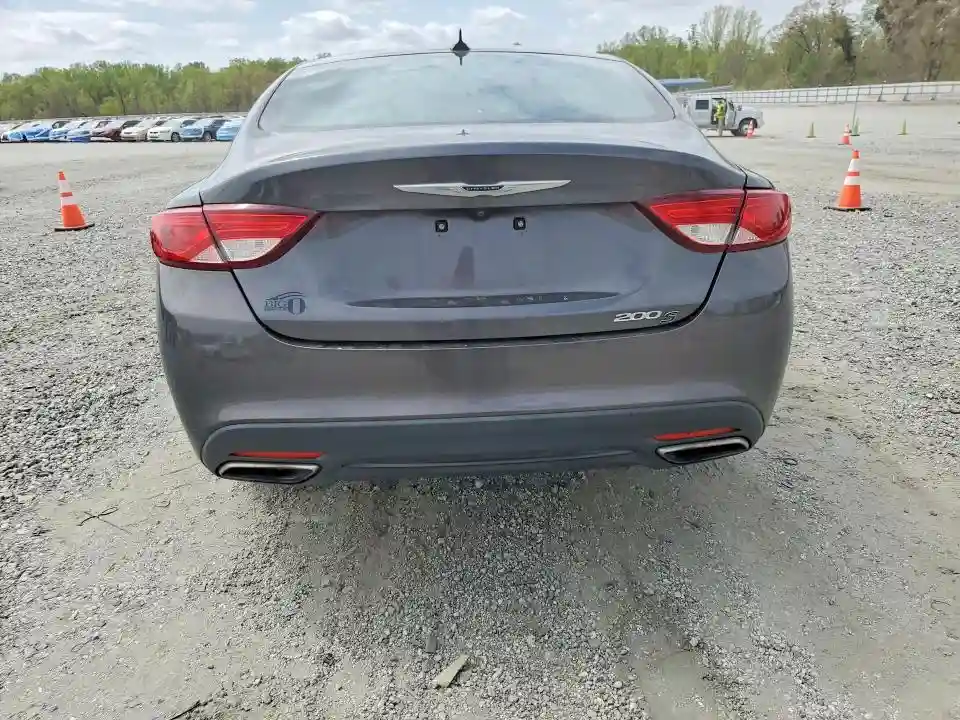 1C3CCCBB3FN747970 2015 CHRYSLER 200-5