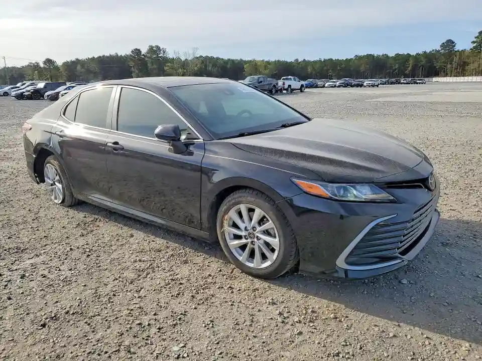 4T1R11AK5MU583119 2021 TOYOTA CAMRY-3
