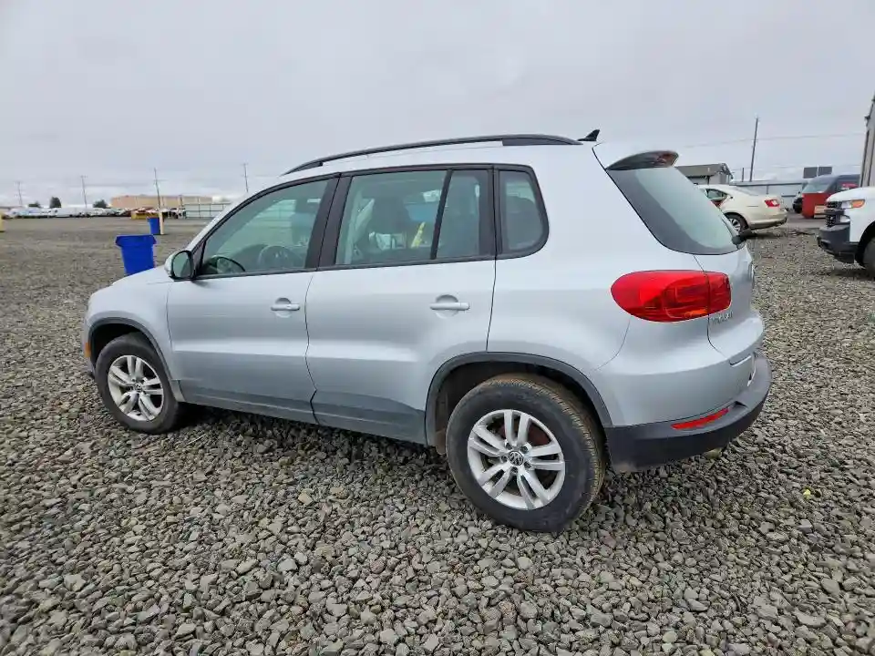 WVGBV7AX5HK017287 2017 VOLKSWAGEN TIGUAN-1