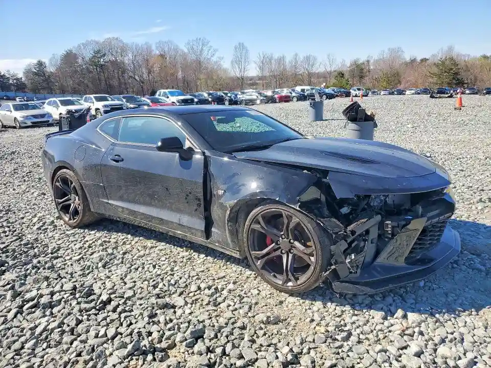 1G1FE1R79J0157148 2018 CHEVROLET CAMARO-3