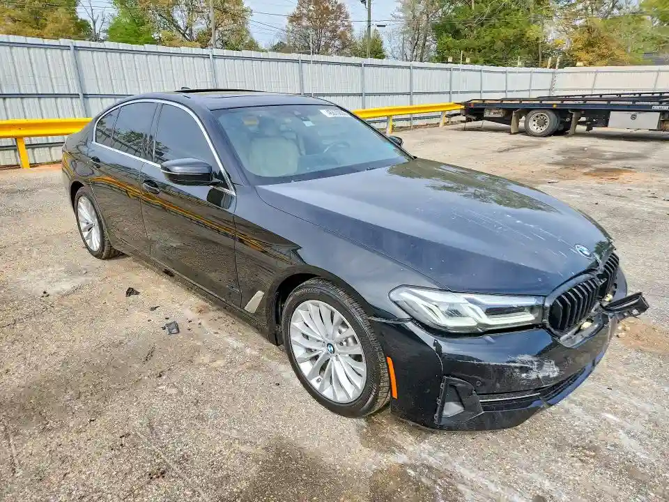 WBA53BH04MCF88101 2021 BMW 5 SERIES-3