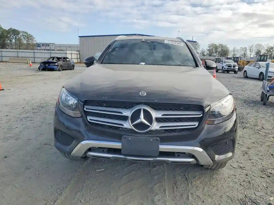 WDC0G4JB7JV053960 2018 MERCEDES-BENZ GLC-CLASS-4