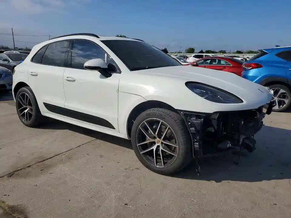 WP1AA2A53RLB10316 2024 PORSCHE MACAN-3