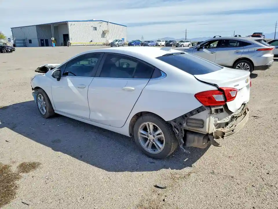 1G1BE5SM0J7190472 2018 CHEVROLET CRUZE-1