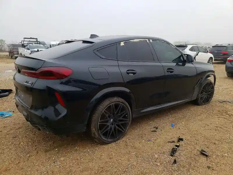 5YMCY0C09M9E09840 2021 BMW X6-2